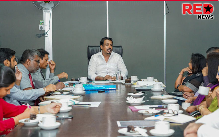 තරුණයන්ට රට රැකියා වැඩි කරන්න සැලසුමක්