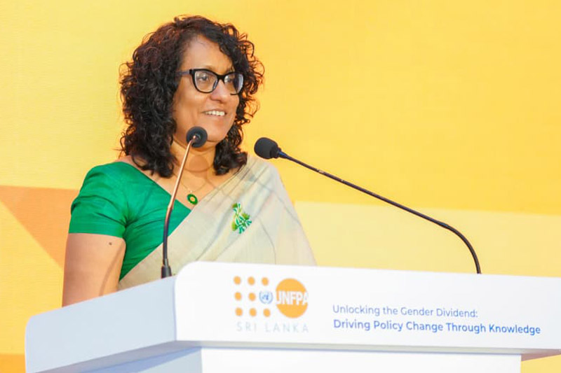 සෑම කාන්තාවකටම ගෞරවාන්විතවත්, ආරක්ෂිතවත් ජීවත් විය හැකි පරිසරයක් නිර්මාණය කළ යුතුයි – අග්‍රාමාත්‍ය හරිනි