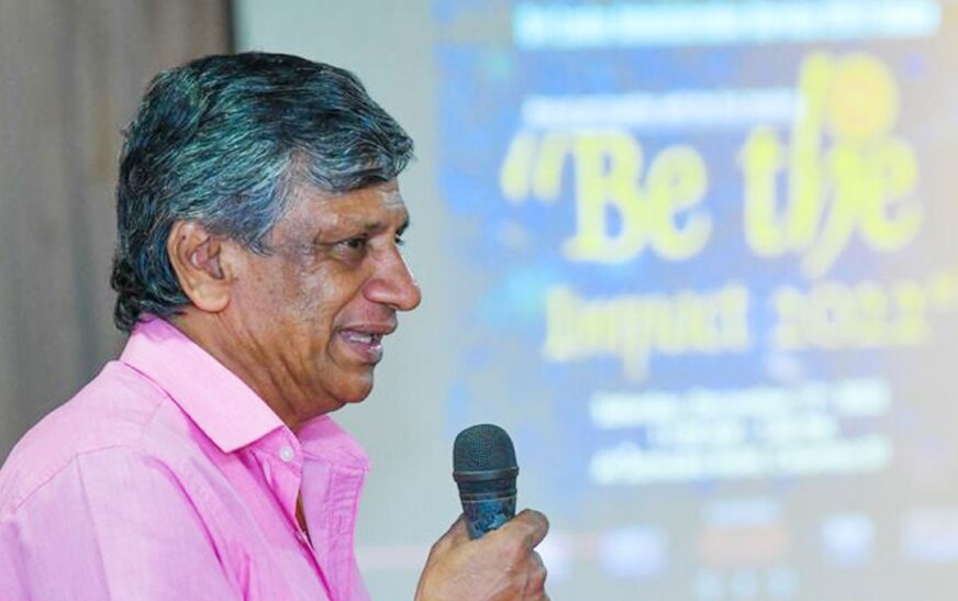 රනිල්ගේ ජනාධිපති ලේකම් අද උදේම රහස් පොලිසියේ..