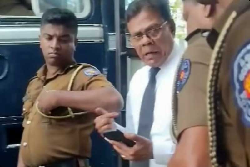 ගල්කිස්ස කොස්තාපල්ට ඇප