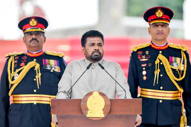 සැකයෙන් බැලීම නවතා එකම අරමුණකින් රට ගොඩනගමු – ජනාධිපතිගෙන් ආරාධනයක්