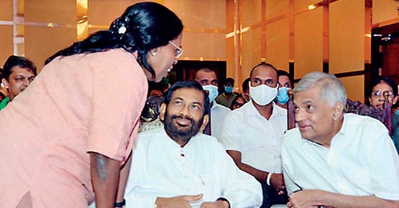 බැංකු ලොක්කන් කෝප් කමිටුව නොමග යවයි: දයා ගමගේගේ ණය පොල්ල වසන් කිරීමට උත්සාහයක්