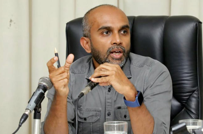 “දරුවන් ප්‍රාණ ඇපයට ගන්නා වර්ජන ඉදිරියේ අපි දණ නමන්නේ නැහැ!” – නියෝජ්‍ය අමාත්‍ය වෛද්‍ය ප්‍රසන්න ගුණසේන