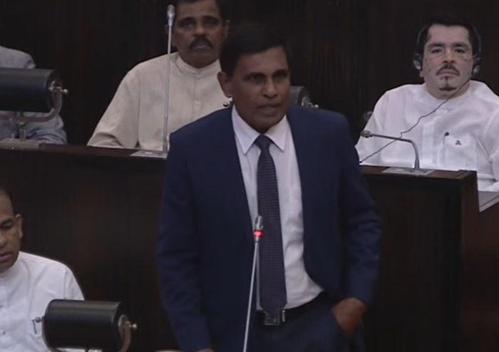දේශපාලනඥයින් ගිනි අවි භාර දී නෑ; ඝාතන සංස්කෘතිය ගැන පාර්ලිමේන්තුවේදී හෙළිදරව්වක්