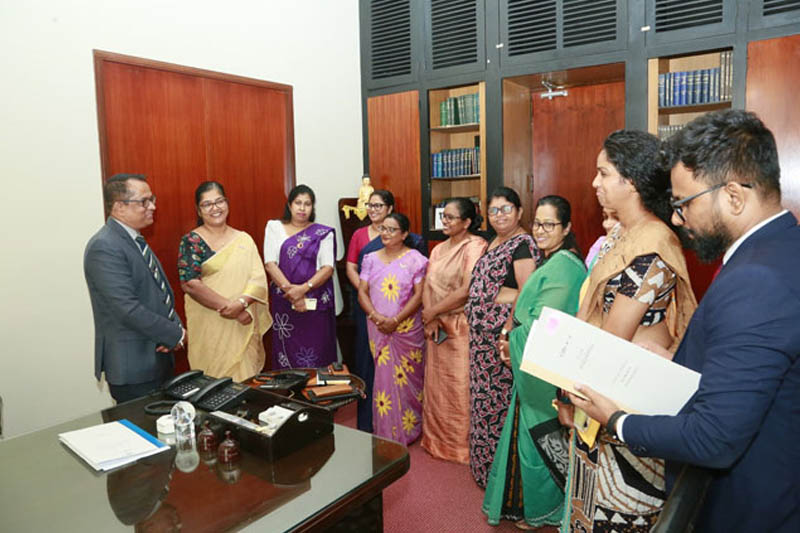 පාර්ලිමේන්තුවේ කාන්තා හිංසනයට එරෙහිව මන්ත්‍රීවරියන්ගේ සංසදය කථානායකට ලියයි