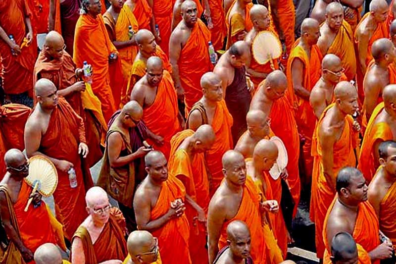 8,000ක් එනවා කිව්වට හිටියේ 210යි; රාජපක්ෂ හිතවාදී භික්ෂු සමුළුව අසාර්ථකයි