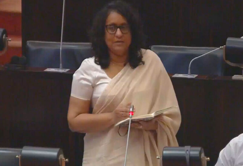 විදුහල්පති පත්වීම් ‘උසස්වීම්’ ලෙස සලකා වැටුප් සකසන්න කැබිනට් පත්‍රිකාවක්