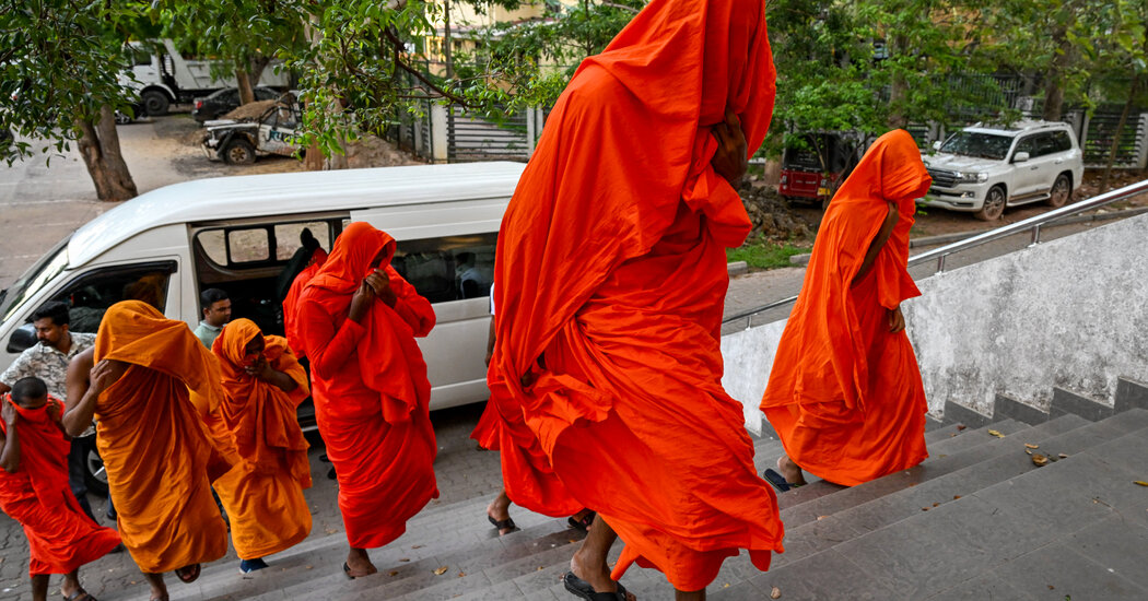 මත්ද්‍රව්‍ය ජාවාරමට සම්බන්ධ භික්ෂූන් 23 දෙනා මැයි 26 දක්වා රිමාන්ඩ්