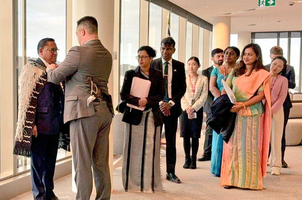 නවසීලන්තයේදී විජිත හේරත්ට ඓතිහාසික පිළිගැනීමක්: ද්විපාර්ශ්වික සබඳතා ශක්තිමත් කිරීමට නව මාවතක් !