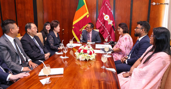 චීන මහජන කොංග්‍රසයේ ඉහළ පෙළේ නියෝජිත පිරිසක් කථානායක වෛද්‍ය ජගත් වික්‍රමරත්න හමුවෙයි !