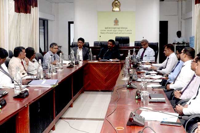 රාජ්‍ය සේවයට ඩිජිටල් විප්ලවයක්: නිලධාරීන්ට අනිවාර්ය තාක්ෂණික පුහුණුවක්!
