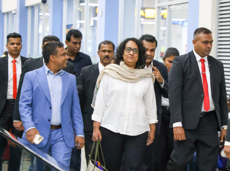 භූතානයේ පැවැත්වෙන GCFSS සමුළුවේ ප්‍රධාන දේශනය පැවැත්වීමට අග්‍රාමාත්‍යවරිය දිවයිනෙන් පිටත්වෙයි !
