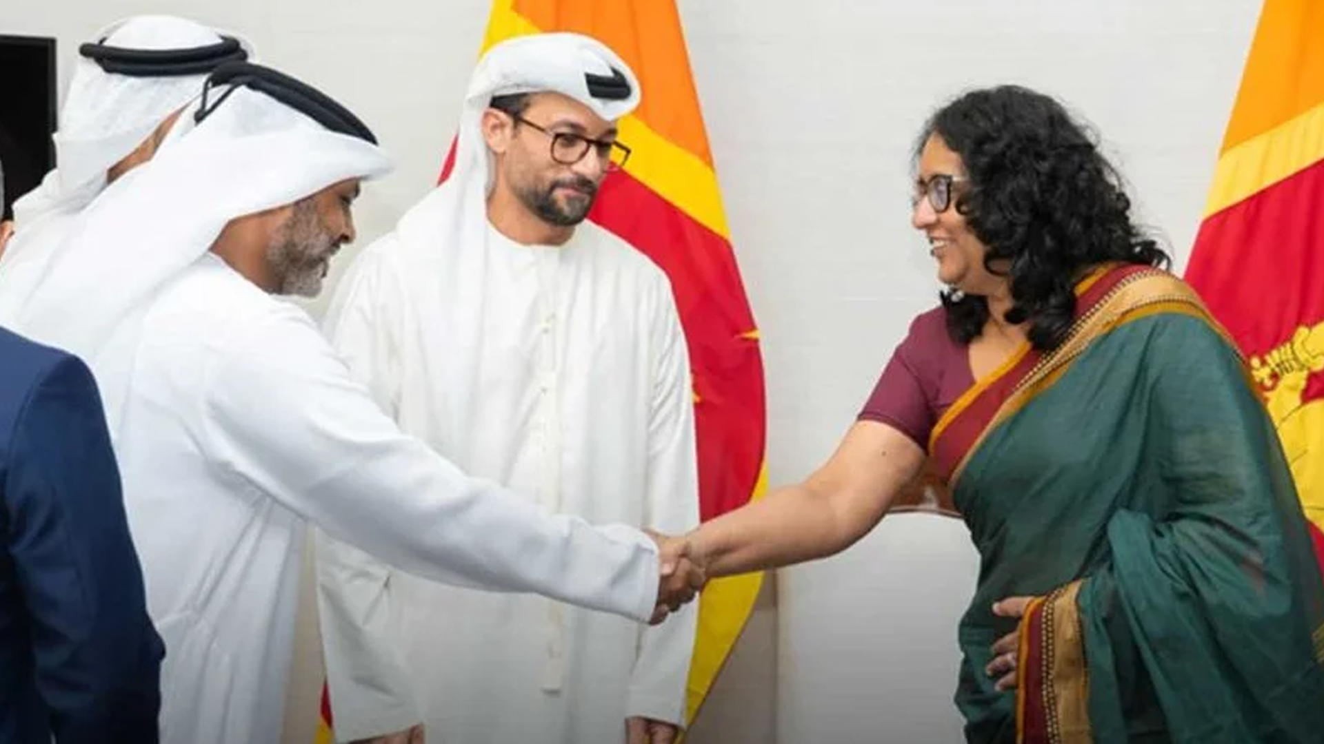 තරුණයන්ට රැකියා අවස්ථා පුළුල් කරන්න UAE සහාය!