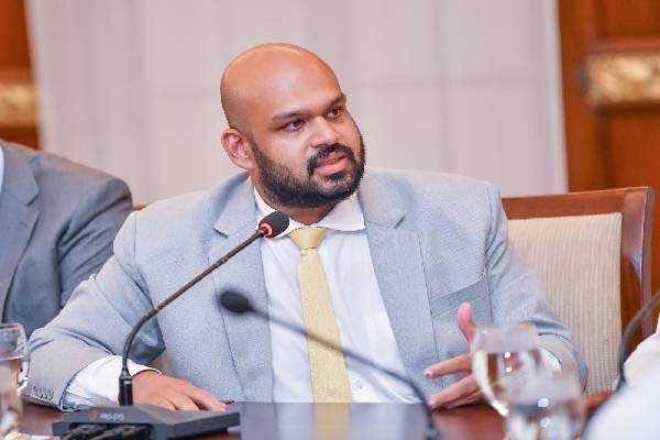 අන්තර්ජාල වංචාවලට අසුවූ චීන ජාතිකයින් සහ වරාය නගර වීසා අතර සෘජු සබඳතාවක් තහවුරු වී නෑ – මන්ත්‍රී ෂානක්කියන්ගෙන් ප්‍රකාශයක්