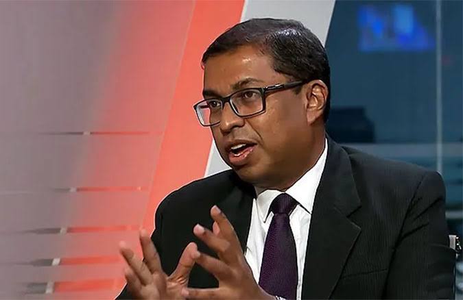 දිග කොණ්ඩය සහ පච්ච නිසා පුද්ගලයන් රිමාන්ඩ් කළ හැකි බවට සාලිය පීරිස්ගෙන් ප්‍රකාශයක්